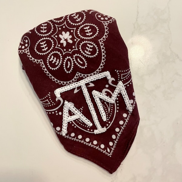 Handgeborduurde katoenen bandana 'Game Day' met kettingsteek | Schoollogo's | Aangepaste school