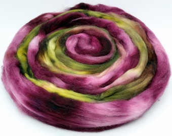 Hand dyed Super wash Merino wool top. Super wash Merino top for spinning or crafts. 4.1 oz. of 80/20.  20 micron merino/nylon top B718221