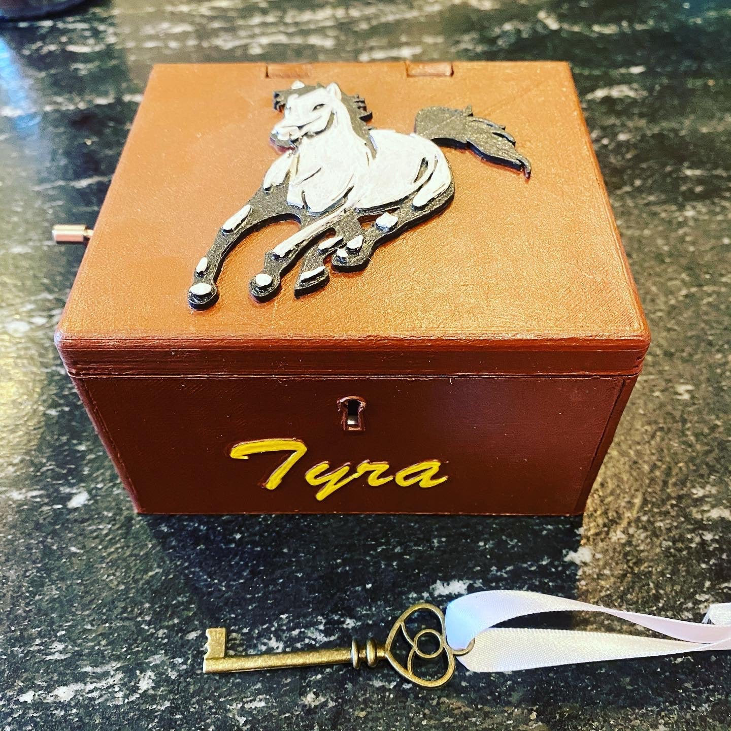 Custom Made Personalized Horse Musical Jewelry or Keepsake Box (Locking with Key)-3D printed, hand-painted