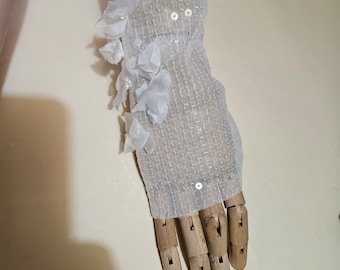Fingerless sparkly gloves with flowers, handless tulle gloves, gloves for weddings, bridal gloves, bridal accessories