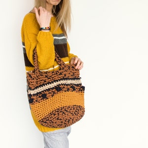 Yellow Animal Print Summer Shopping Bag image 1