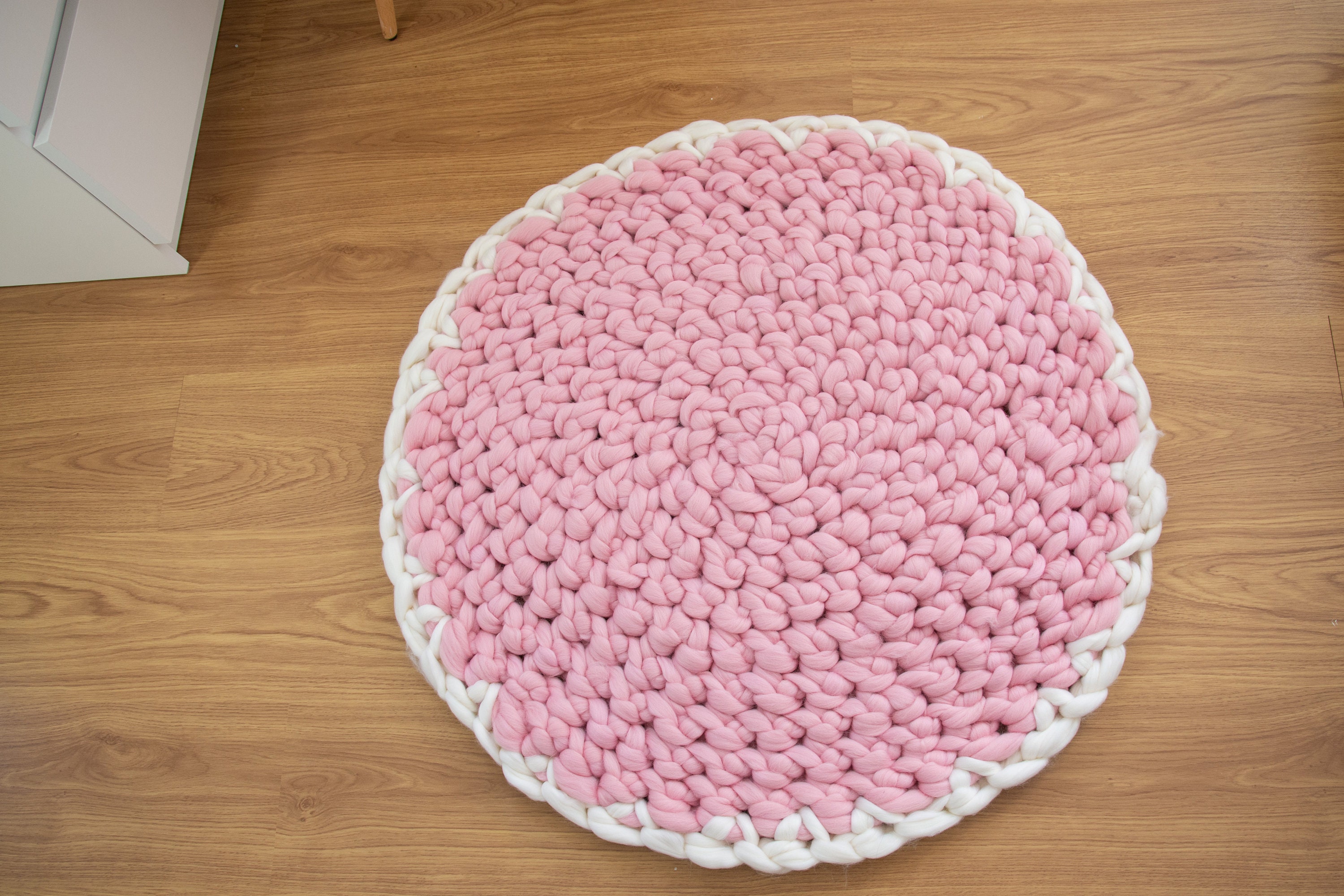 Nursery Rug. Floor Mat. Chunky Knit Round Rug With Contrasting Etsy