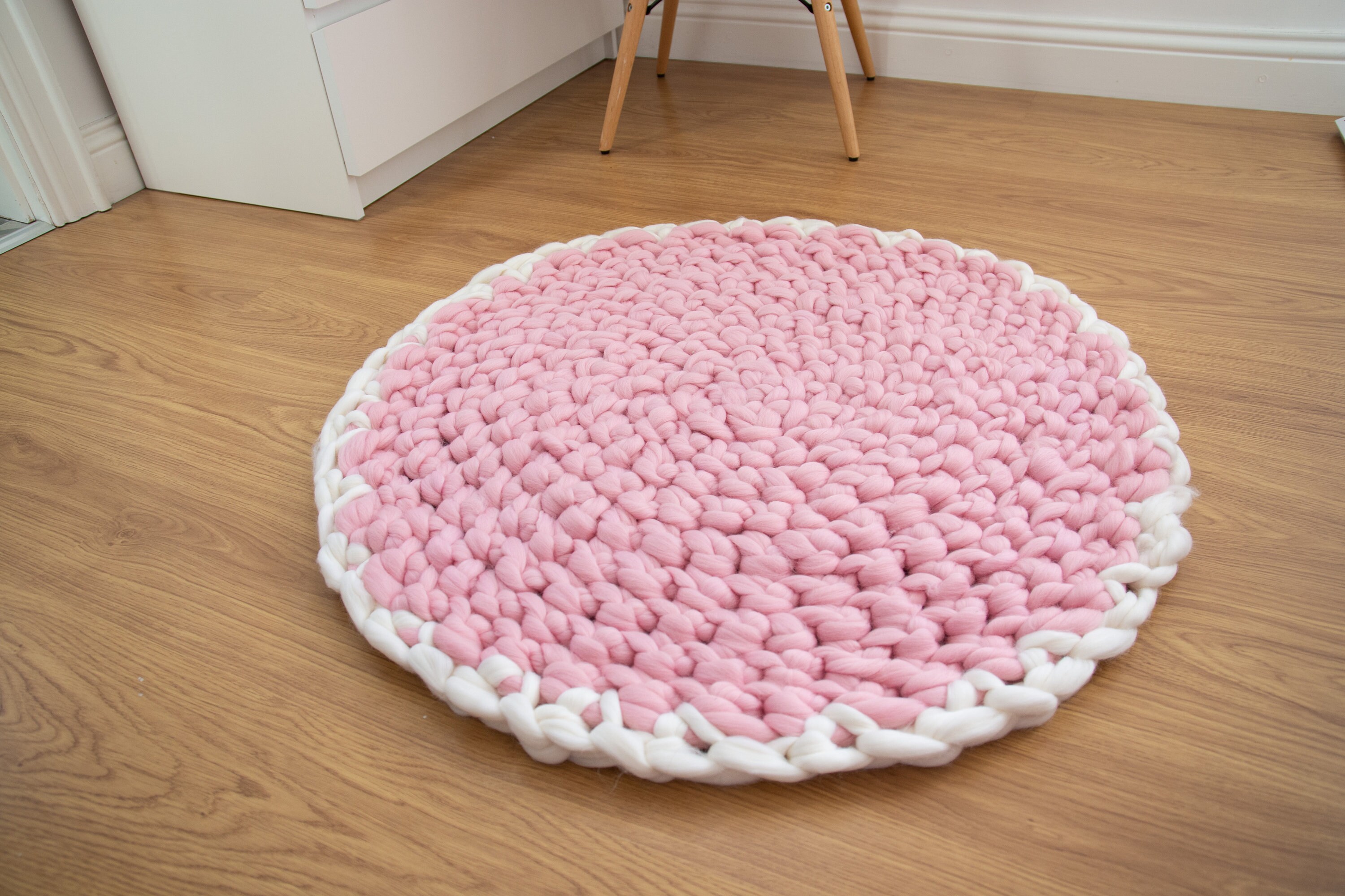 Nursery Rug. Floor Mat. Chunky Knit Round Rug With Contrasting Etsy