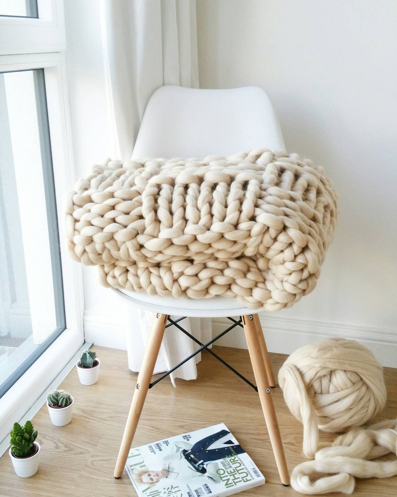 Chunky Knit Blanket. Luxury Bed Runner. Giant Cream Throw. Merino Wool Rug image 2