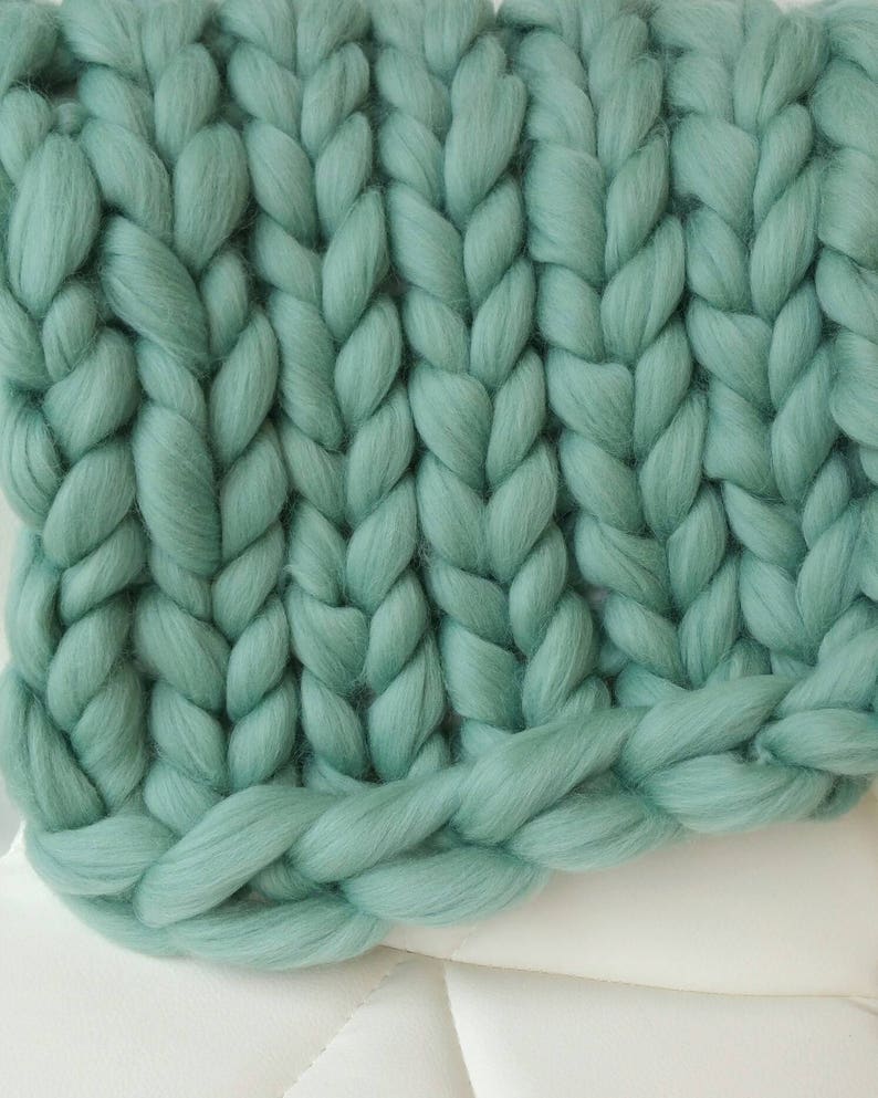 Giant yarn 500g xxl chunky merino wool hand spun arm knitting image 3