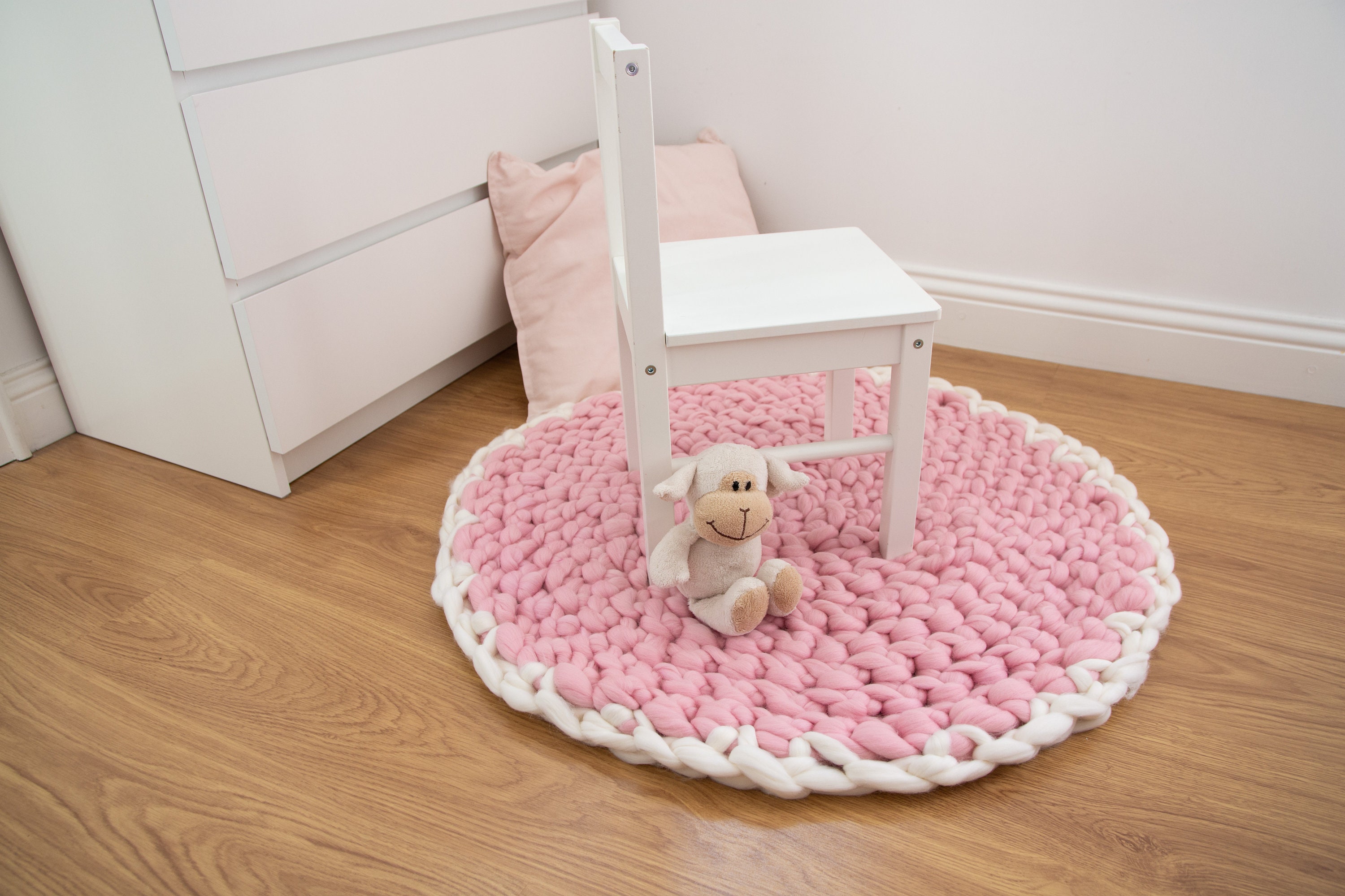 Nursery Rug. Floor Mat. Chunky Knit Round Rug With Contrasting Etsy