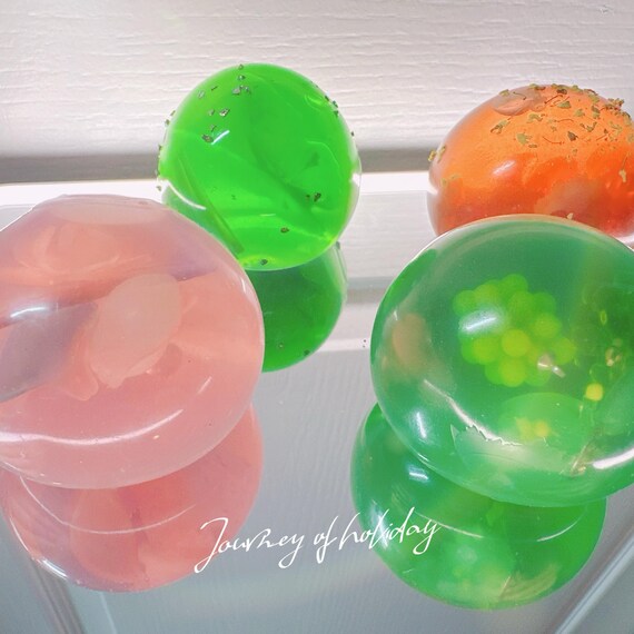 Zen Green Grape Stress Ball - Handmade 7cm Crystal Squishy - Aesthetic Fruit Fidget - Stress Relief Toy with Surprise Gift