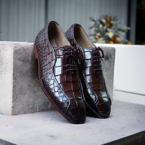 Fashion Trends Handcrafted Dark Brown Color Crocodile Texture Leather Oxford Style Men Shoes