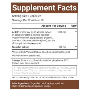 Pu&ograve; includere: Un'etichetta dei fatti sugli integratori con testo tra cui "Dose 2 capsule" e "Dosi per contenitore 60". L'etichetta elenca ingredienti e quantit&agrave;, tra cui la miscela proprietaria AHCC e l'estratto di Fucoidan. L'etichetta &egrave; marrone e bianca.