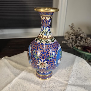 Vintage Chinese Cloisonné Enamel Vase – Blue Ground with Ritual Ding & Scroll Motifs