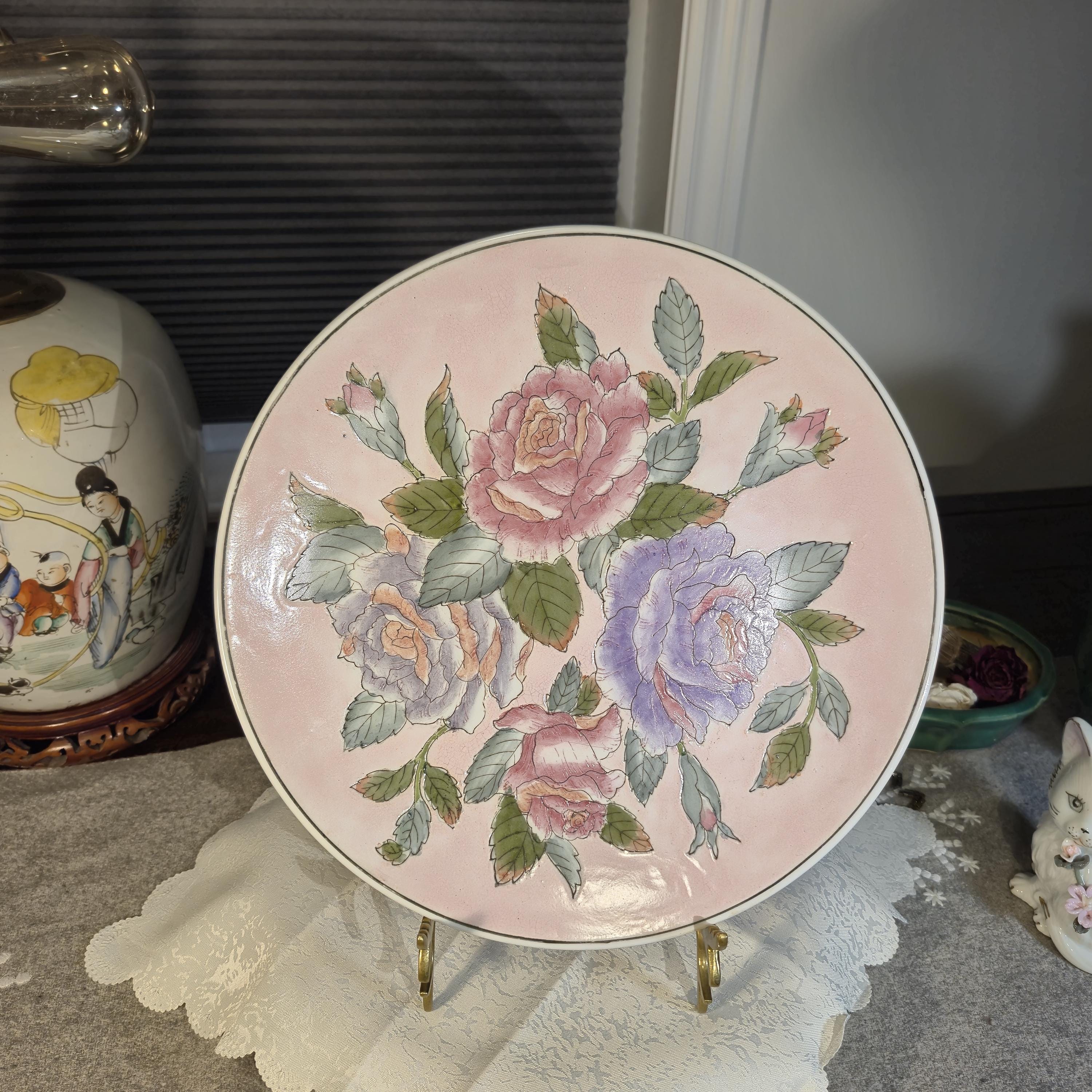 薄いピンクの花模様皿 直径25cm 薄いピンクの花模様皿 直径25cm 【公式通販】