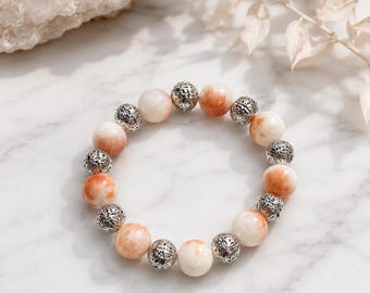 Orange Creamsicle Stretch Bracelet, Peach & White Beaded Bracelet, Handmade Summer Jewelry, Stackable Bracelet Gift for Women