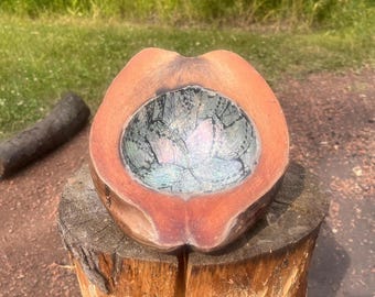 Seashell Inlay Coconut Bowl: Boho Trinket Dish, Eco-Friendly Decor