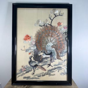 Chinesische Seidentuch Stickerei Traditionelle Pfau Kirschblüte Orientalist Gerahmt - Antike Seide bestickte Asiatische Kunst 23 &quot;X 17&quot;