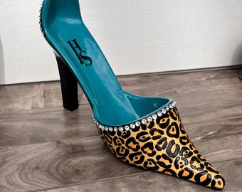 High Spirits HS Leopard Rhinestone Accents Print High Heel Wine Bottle Holder