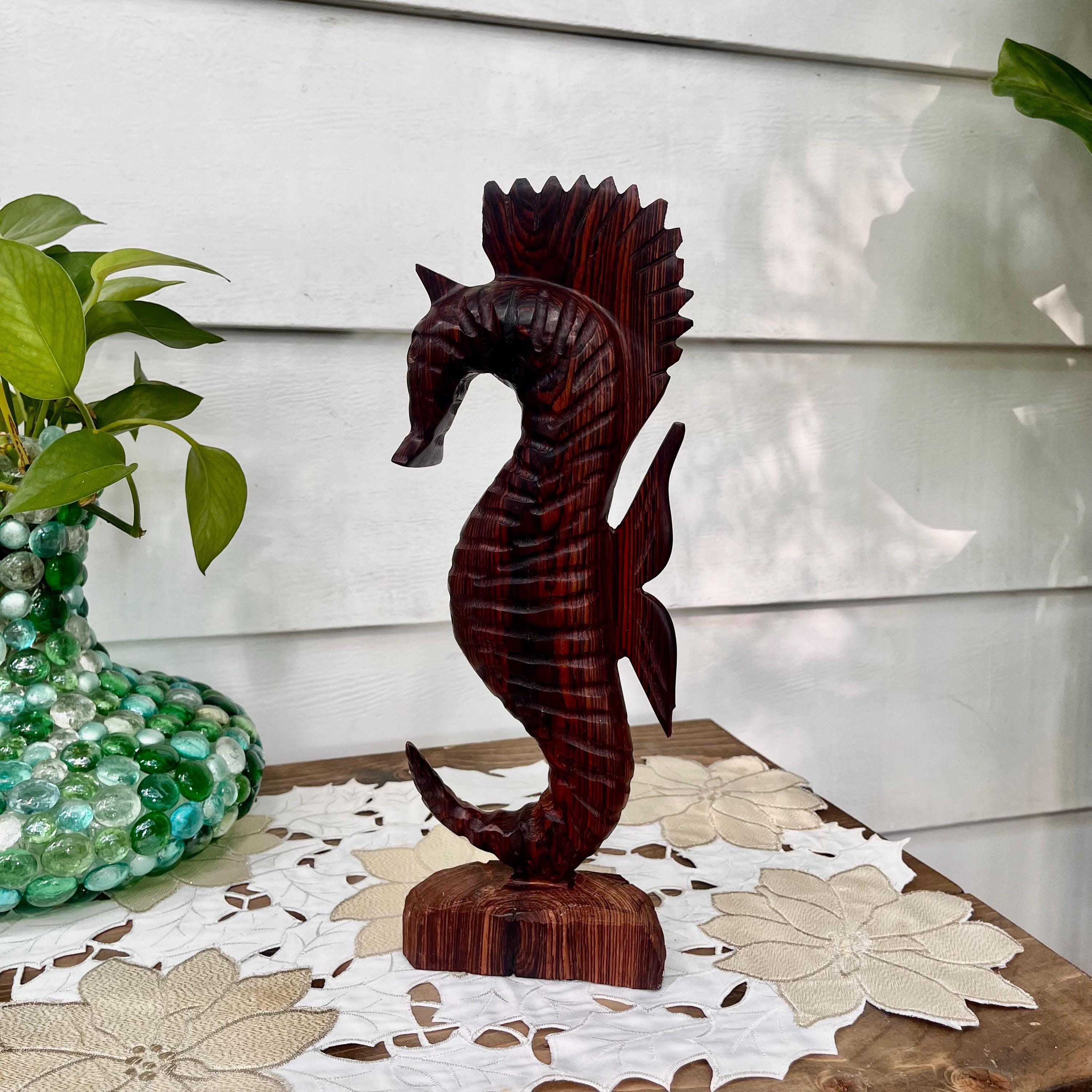 置物 木製 木彫り タツノオトシゴ たつのおとしご 幅16.5cm×奥行13cm×高さ83cm 13インチの木製タツノオトシゴの手彫り置物 | Hsnde製航海装飾彫刻