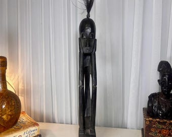 ヴィンテージアフリカ部族の木彫り：手彫りのフォークアートフィギュア