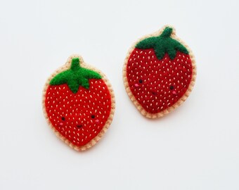 Strawberry Brooch, Fruit Brooch, Kawaii Strawberry Pin, Wearable Food Felt Brooch, Vegan Brooch