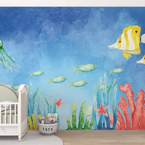 Papel tapiz de arrecife oceánico en acuarela, mural colorido para habitación infantil, decoración de coral marino despegable y adhesiva, arte mural de medusas para sala de juegos