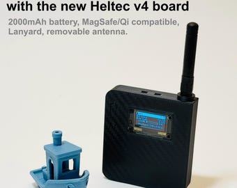 May include: A black Meshtastic / MeshCore node with a removable antenna and a small blue boat model. The device has a screen displaying data and includes the text "Meshtastic / MeshCore node with the new Heltec v4 board". It also has a 2000mAh battery.