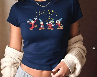 Camiseta vintage de Mickey Mouse de Fantasía, camiseta de ratón mago hechicero Y2K, top corto con estética Disney de los 90, camiseta gráfica mágica y adorable, regalo perfecto.