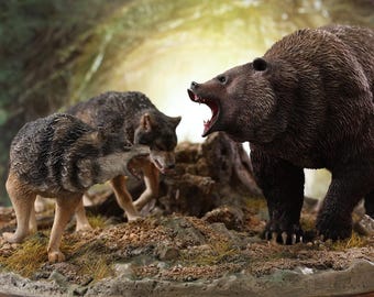JXK Studio Handcrafted Bear & Wolf Resin Figurine – Wildlife Home