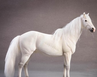JXK Studio Handcrafted Resin Horse Figurine – Realistic Wildlife Sculpture, Home Decor
