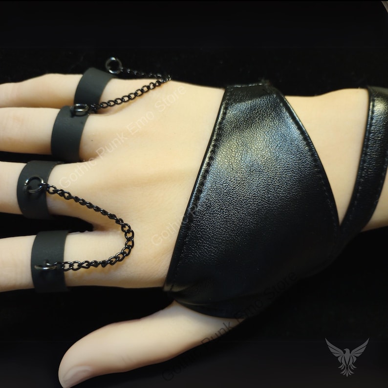 Black Chain Ring Set: Adjustable Punk Emo Jewelry - Etsy