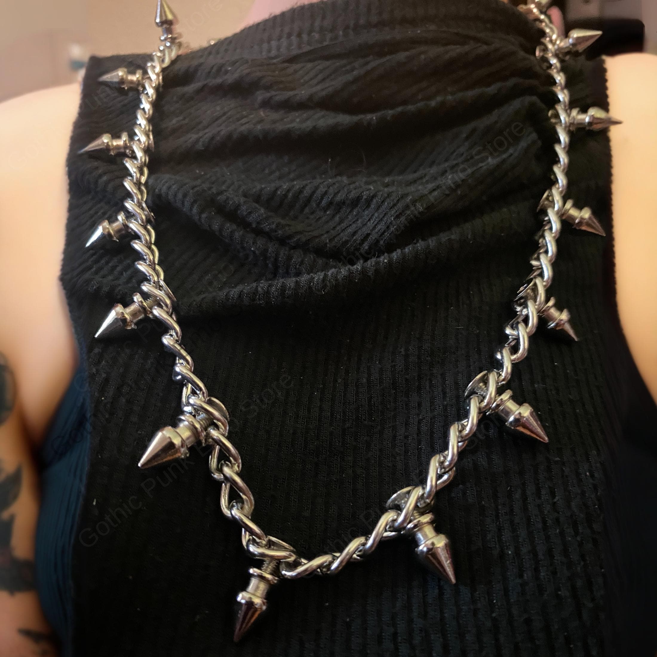 O Ring Necklace With Spike - Etsy
