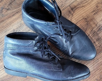 80s' Vintage Danexx Leather Ankle Boots, Size 7.5, Navy, Leather, Plaid Lining