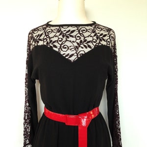 Black Vintage Dress / Long Sleeves / Thin Lacy Detailing / Vintage Fashion Dress / Red Patent Leather Belt / LBD