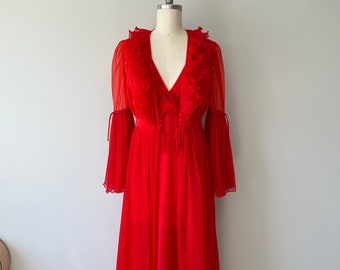 Red Nightgown Set / 60s Vintage Lingerie / Sexy High End Sleep Wear / Unique Lingerie Set / Pin Up Lounge Wear Set / Vtg Wedding Honeymoon
