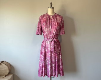 Soft Pink Dress / Vintage 80s Floral / Cottagecore Style Dress / Garden Party Dress / Spring Vacation Dress / Elegant 80s Wear