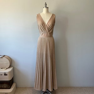 Vintage 60s Gown / Beige and Silver Metallic Material / Evening Wear Gown / Vintage Wedding Dress / Elegant Party Dancing Gown / Grecian