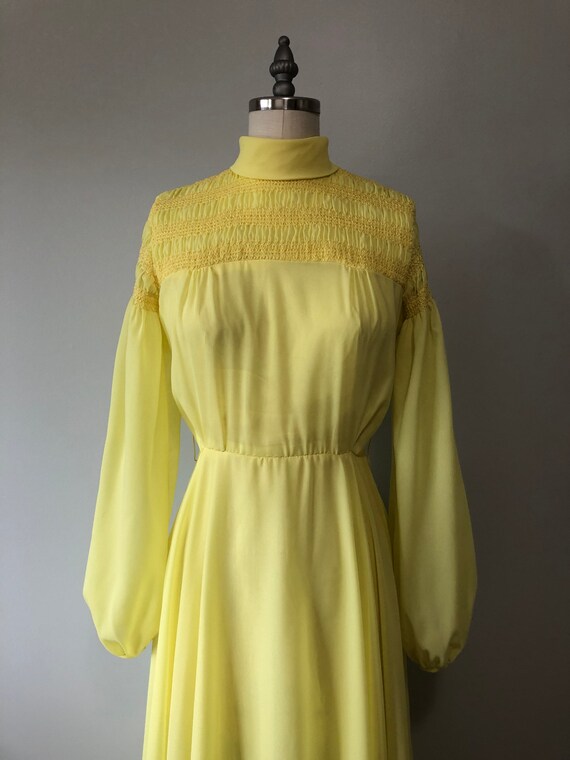 Gorgeous Yellow Gown / Vintage Sheer Light Dress … - image 10