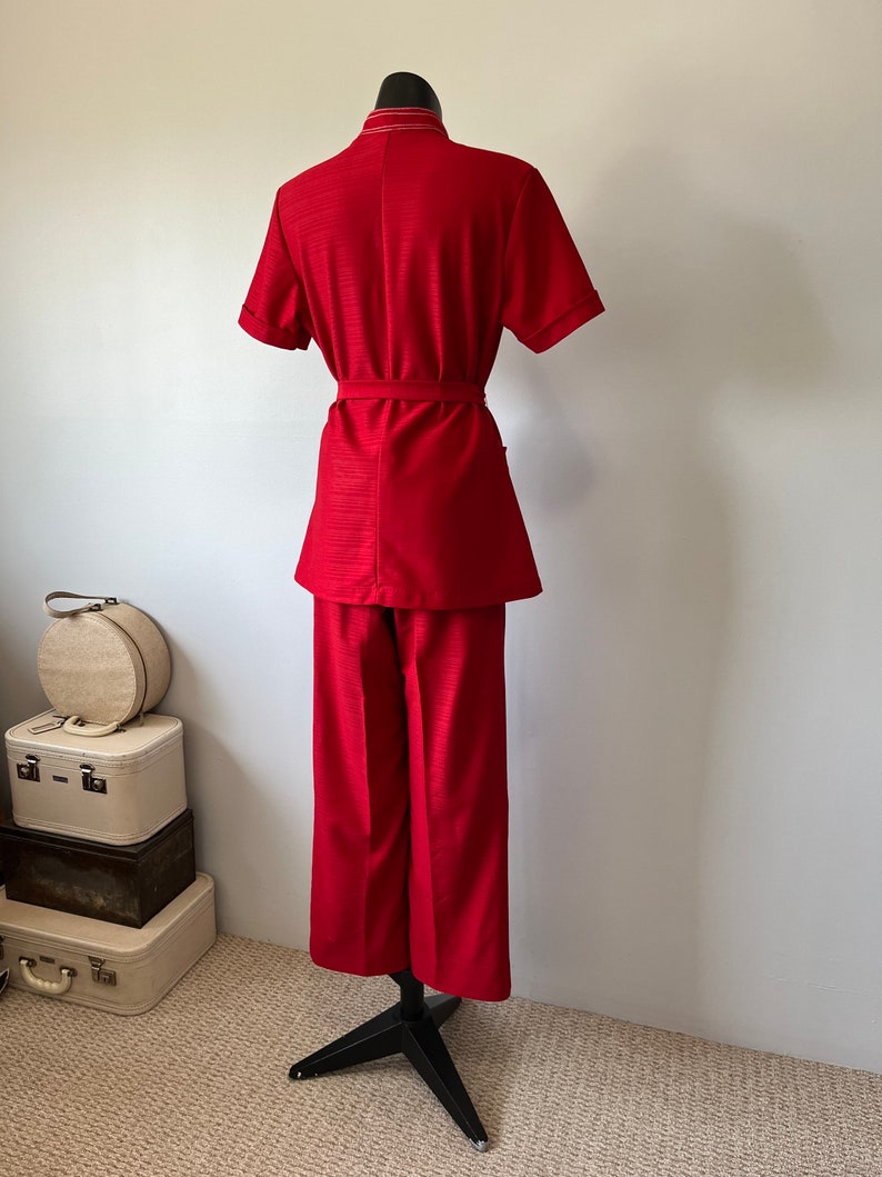 Rood Vintage Uniform / Vintage Pak / Verpleegsters Uniform / Canadees Made Uniformen / Rode Server TweedeLig / Wit Trim afbeelding 5
