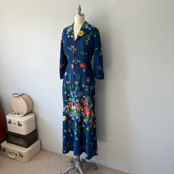 Vintage 1940s Housecoat / Rich Blue Loungewear / … - image 4