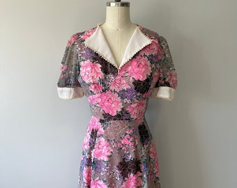 Cottagecore Boho Dress / Vintage 70s / Long Floral Day Dress / Garden Party Dress / Vintage Wedding / Pink and Purple Flowers