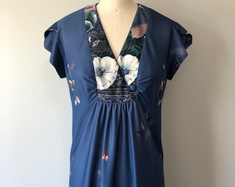 Hawaiian Day Dress / Vintage Lounge Wear / Vacation Wear / Blue Floral Dress / House Dresses / Liberty House by Tropicana / Hawaii