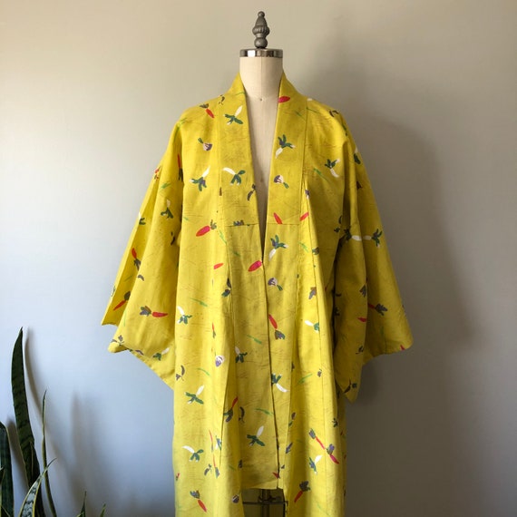 Yellow Vintage Kimono / Lounge Wear / Carrot Turn… - image 1