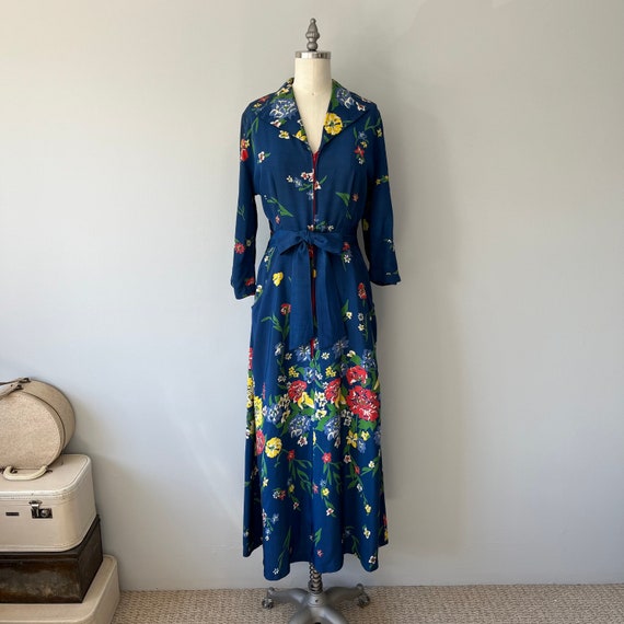 Vintage 1940s Housecoat / Rich Blue Loungewear / … - image 2