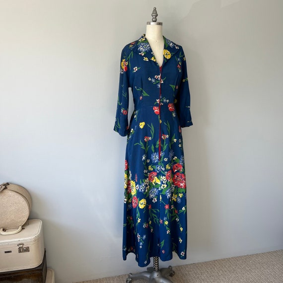 Vintage 1940s Housecoat / Rich Blue Loungewear / … - image 9