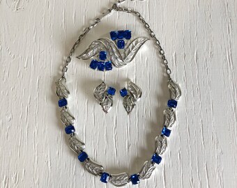 Three Piece Vintage Set / Vintage Silver Necklace / Vibrant Blue Stones / Pinup Rockabilly Jewelry / Matching Ears Brooch / Wedding Jewelry