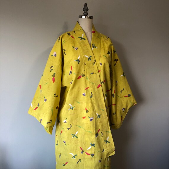 Yellow Vintage Kimono / Lounge Wear / Carrot Turn… - image 6