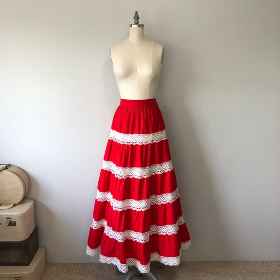 Red Boho Skirt / Long Cotton Vintage Skirt / Hand… - image 1