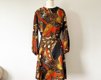 Boho 60s Dress / Large Floral Pattern / Vintage Long Sleeve Dress / Matching Belt / Brown Red Green Colouring / Unique Gifts / Fall Dress