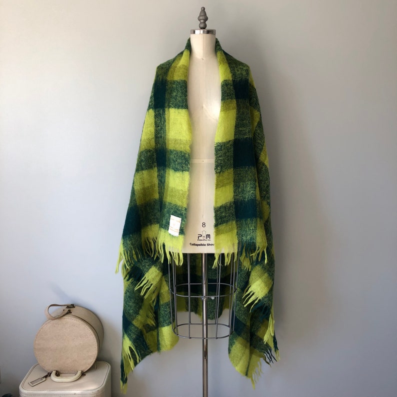Handgemachte Vintage Wolle Schal / Schottland gemacht Decke Schal / 70er Jahre grün Cape / Hand gewebt Vintage Kleidung Bild 9