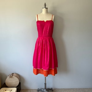 Vibrant Pink Dress / 80s Summer Dress / Gold Metallic Thread / Orange Under Layer / Vacation Dress / Fuchsia Pink / Light Day Dresses