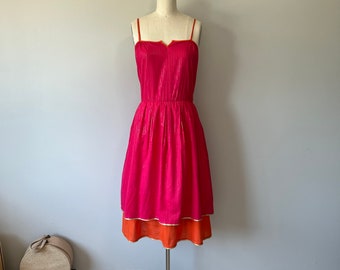 Vibrant Pink Dress / 80s Summer Dress / Gold Metallic Thread / Orange Under Layer / Vacation Dress / Fuchsia Pink / Light Day Dresses