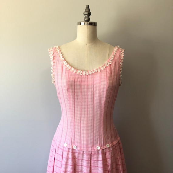 Soft Pink Dainty Dress / Vintage Day Dress / Summe